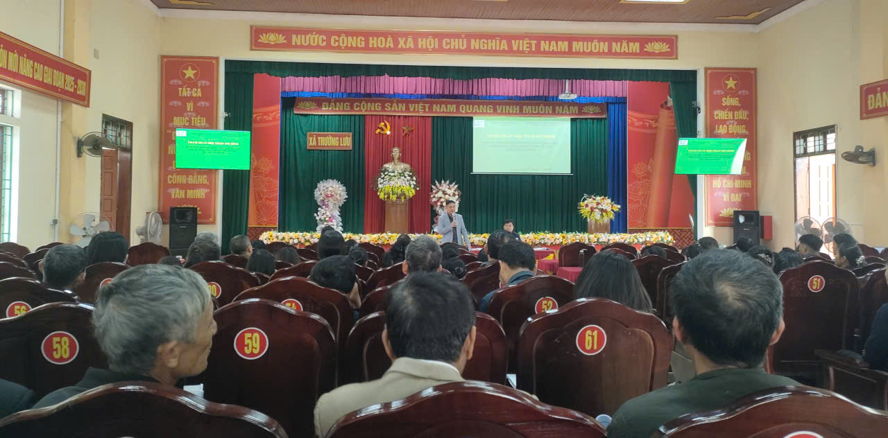 Tham quan, hội thảo dự án “Chăn nuôi lợn thịt chứng nhận VietGAHP  gắn với liên kết tiêu thụ sản phẩm”