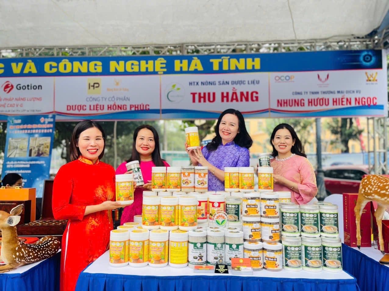 Từ gian bếp nhỏ đến sản phẩm OCOP 3 sao: Hành trình gây dựng thương hiệu tinh bột nghệ Thu Hằng