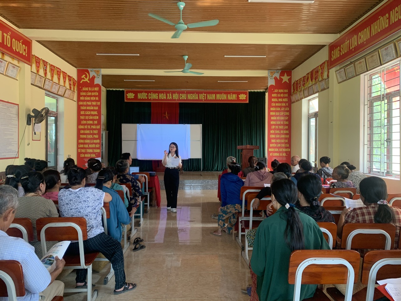 Tập huấn kỹ thuật nuôi trồng thủy sản theo hướng NbSA/CSA