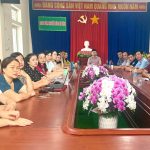Chi bộ Trung tâm Khuyến nông tích cực học tập Nghị quyết Trung ương 4 Khoá XIV, gắn với sinh hoạt Chuyên đề và thực hiện nhiệm vụ chính trị